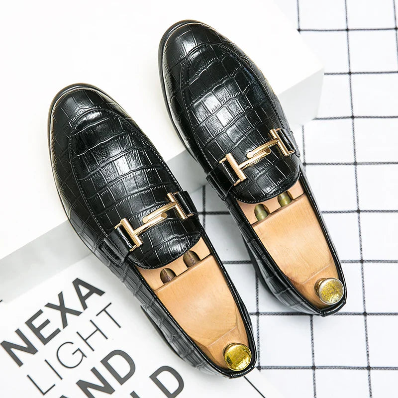 2024 High Quality Casual Leather 38~48 Designer Mens Dress Wedding Black Fashion Office Business Loafers Formal Shoes for Men