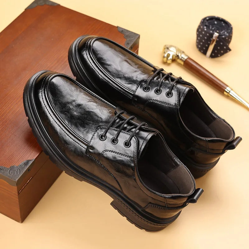 2026 Spring Autumn New Dress Shoes for Men Lace Designer Fashion Leather Shoes Male Black Business Casual Platform Shoe Man