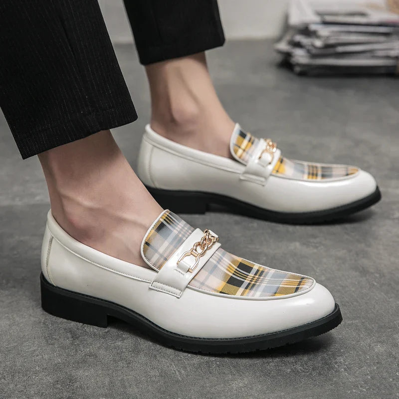 New High Quality Italian Shoe for Men Loafers Casual Men Shoes Luxury Leather Slip-on British Style Striped Soft Shoes Moccasins