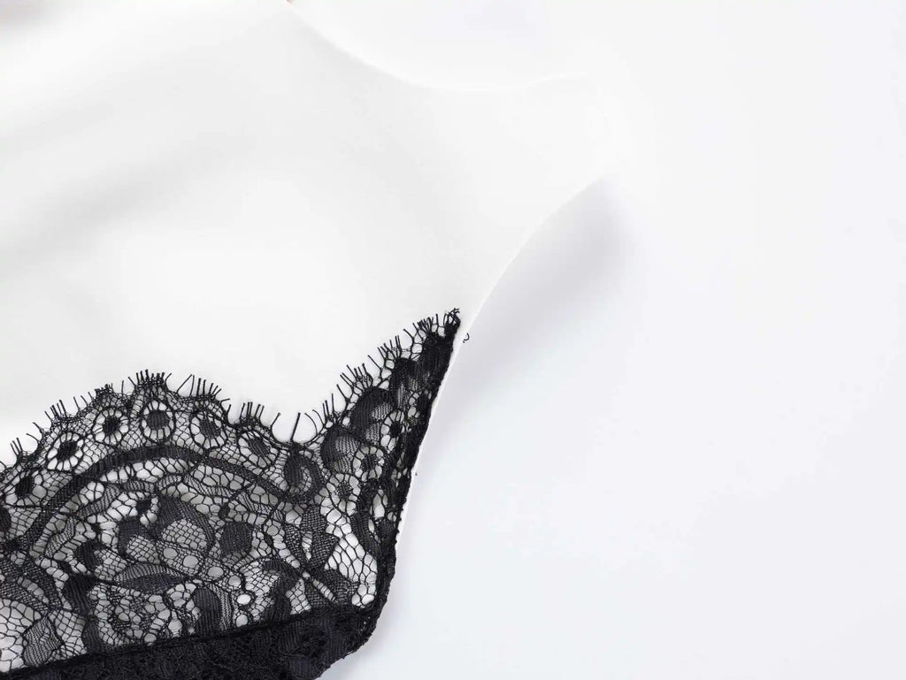 Lace Cut Out Slim Backless Dress Women Elegant Halter Sleeveless Party Dresses Fashion Female Vestiods for Summer New 2026