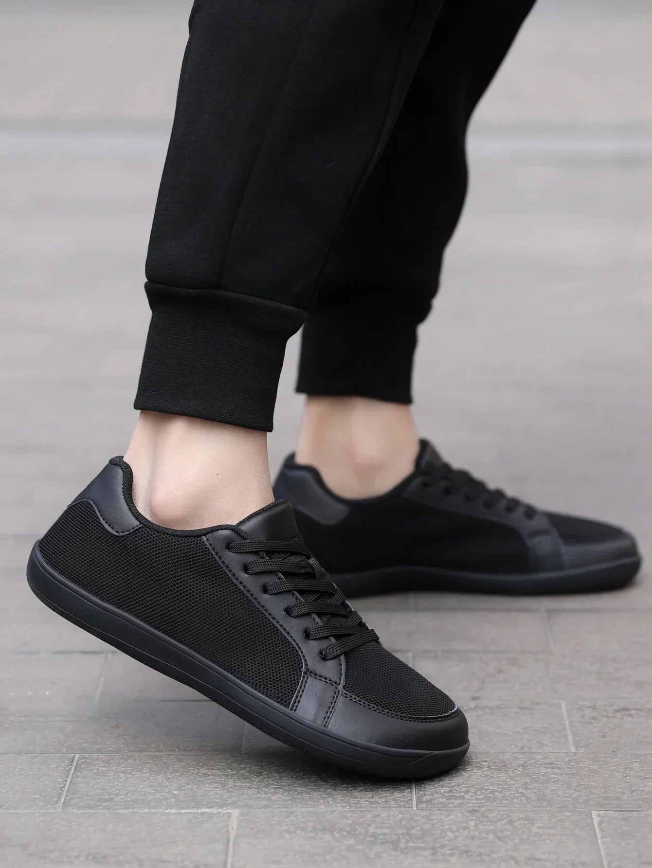 Wide Toe Casual Shoes for Men and Women Barefoot Soft Sole Flats Non Slip Walking Footwear Plus Size Comfortable