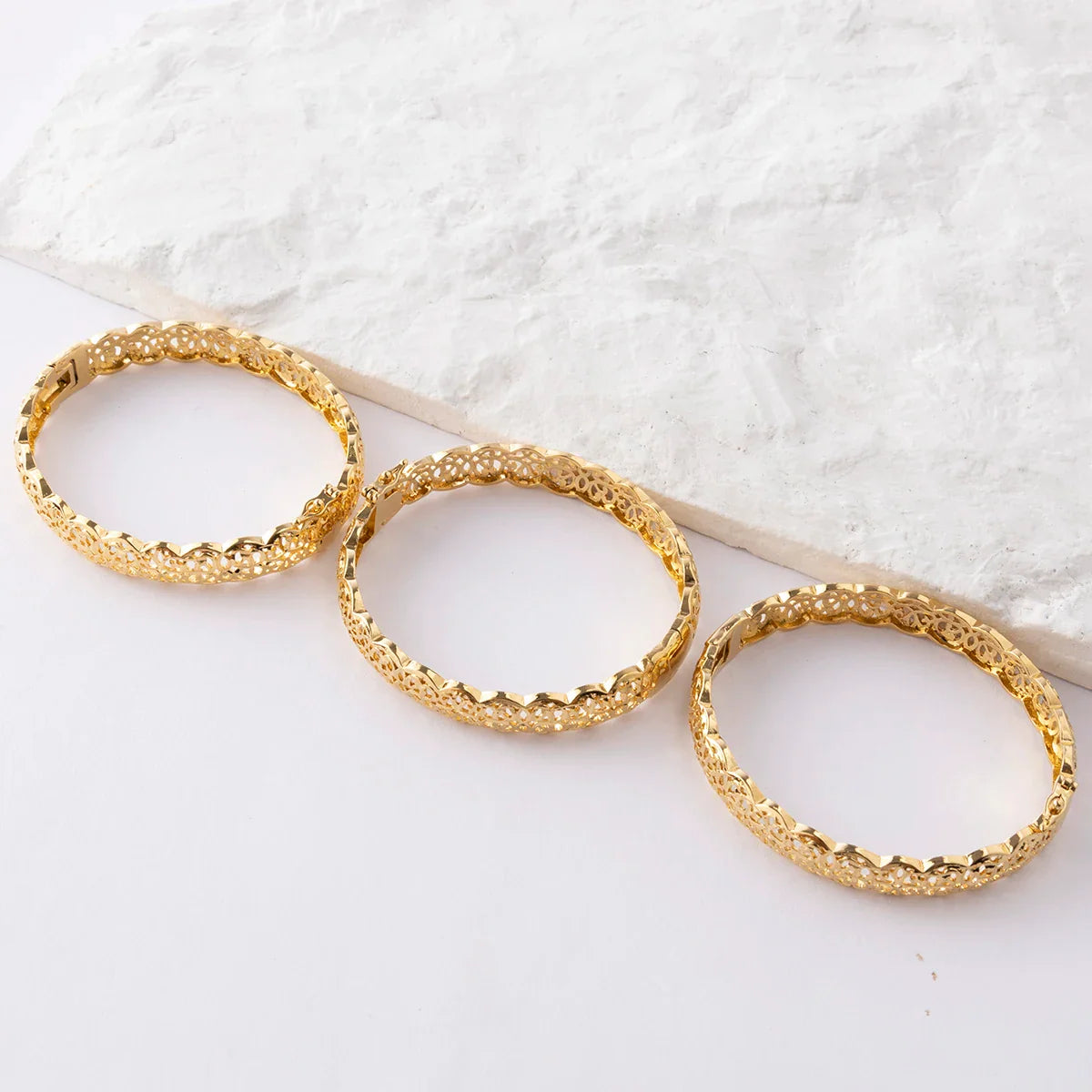 Morocco Trend 18k Gold Color Jewelry Set for Party Design Earrings and Pendant Necklace Bracelet Ring Set for Engagement
