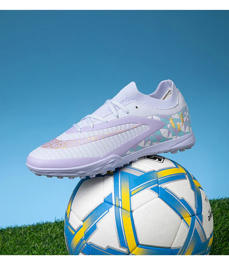 New Kid Match Boys Soccer Shoes Comfortable Outdoor Match Professional Football Boots Sneakers Non-Slip Sports Shoes Unisex