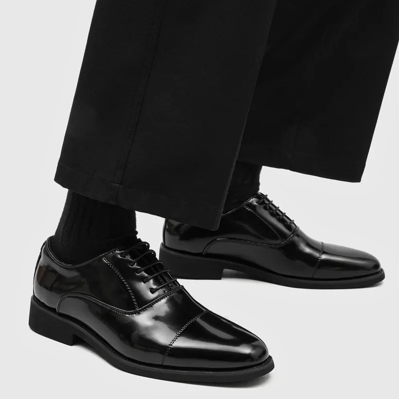 Men's Dress Shoes Size 38-46 Fashion Man Pointed Toe Oxford Shoes Lace-Up Brogue Footwear Buckle Business Wedding Shoes Sneakers