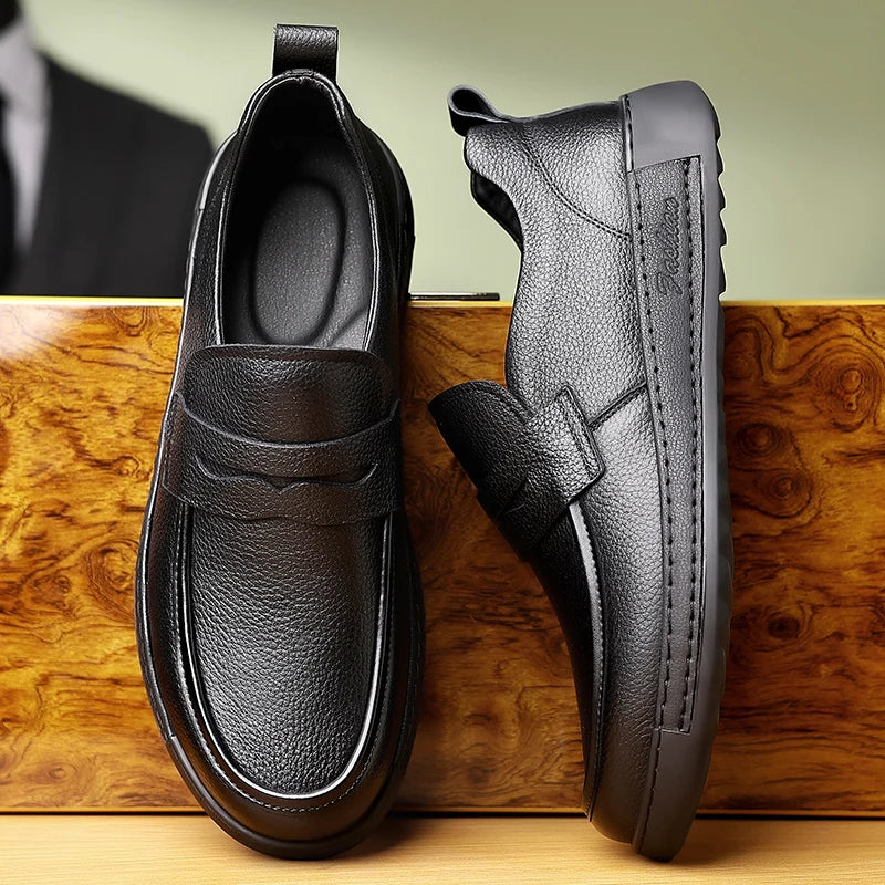 Men's Solid-Color Breathable Leather Casual Shoes  Fashionable And Lightweight Business Walking Shoes  Outdoor Anti-Slip Loafers