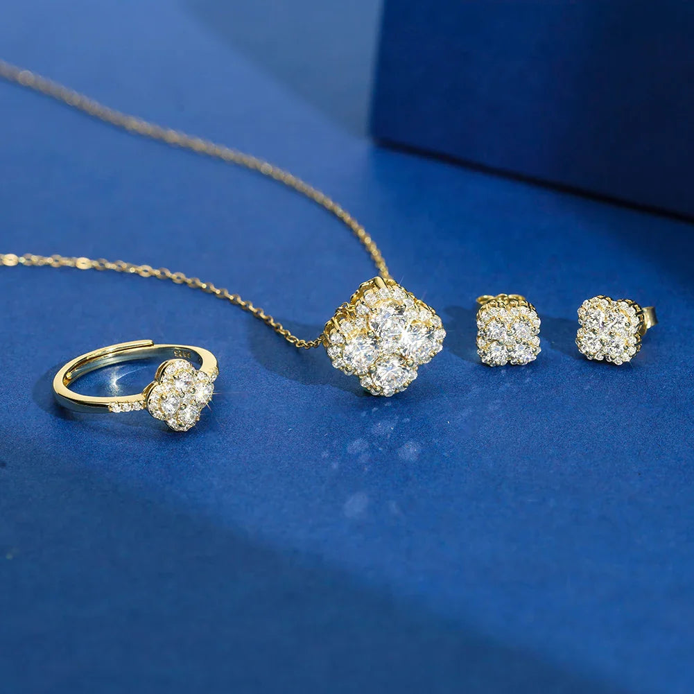 Exquisite 925 Silver 8A Premium Zircon Pendant Necklace for Women Lucky Four-leaf Clover Wedding Jewelry LZN28