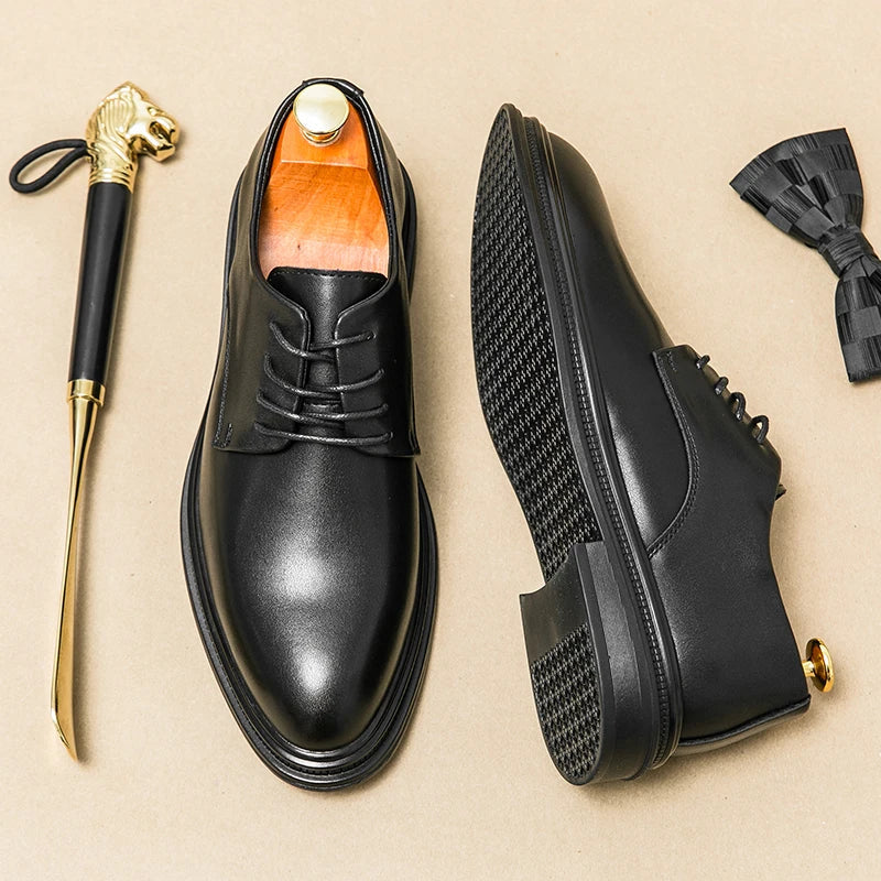 Fashion Men Brogue Oxford Shoes British Style Casual Shoes PU Leather Formal Dress Footwear Man Outdoor Sneakers Business Shoes