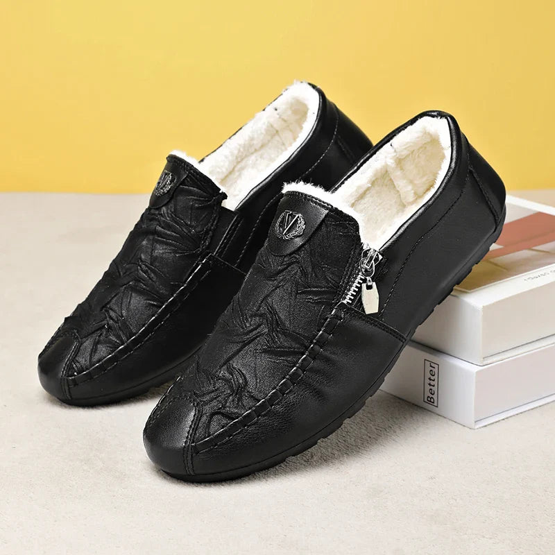 Winter Leather Men Casual Shoes Plush Warm Comfortable Loafers Lightweight Mens Driving Shoes Slip-on Mens Lazy Shoes Moccasins