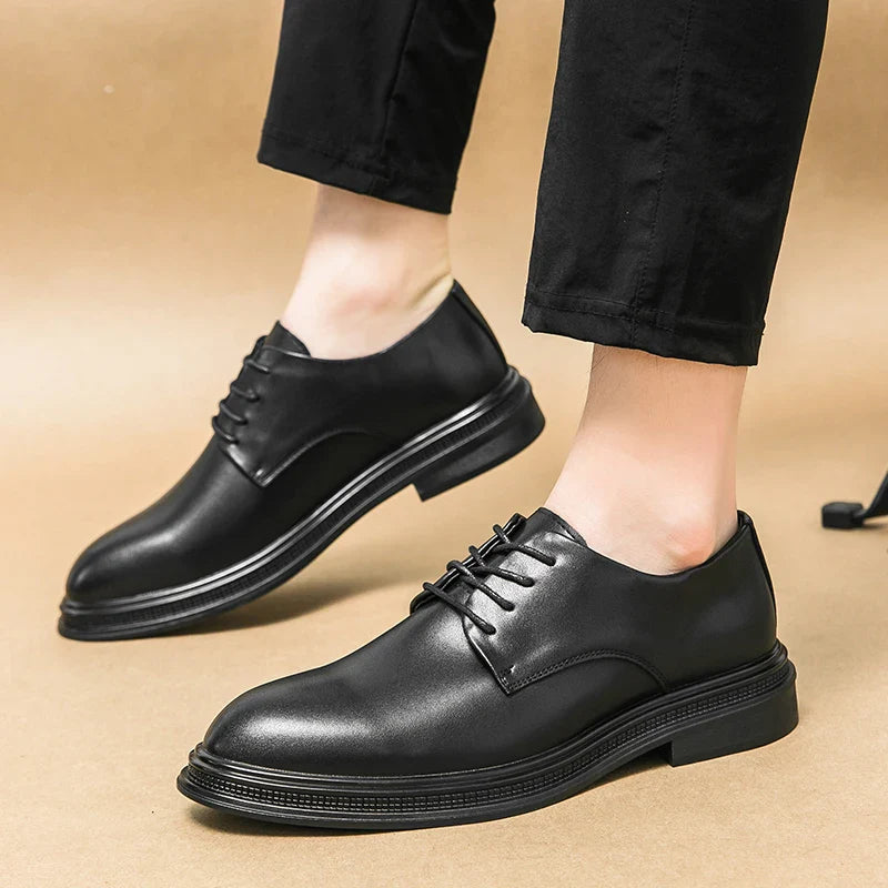 Fashion Men Brogue Oxford Shoes British Style Casual Shoes PU Leather Formal Dress Footwear Man Outdoor Sneakers Business Shoes