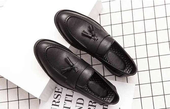 With Tassels Loafers Office Leather Shoes for Men Platform Thick Sole Pointed Toe Man Casual Shoe High Quality Fashion Elegant