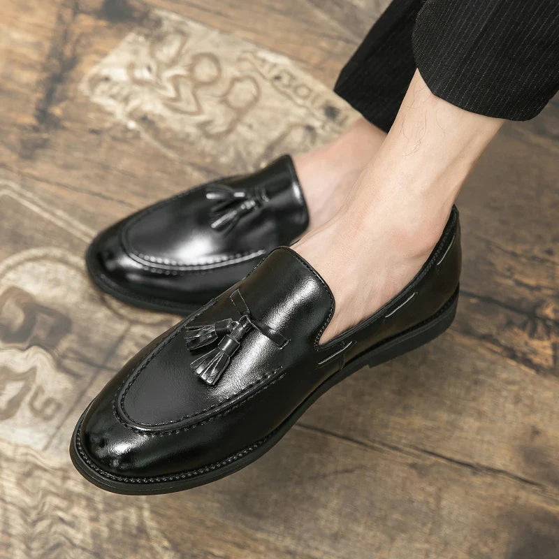 Size:38-46 American Academy Style Fringe Loafers for Men Men's Bottoms Casual Shoes Outdoor Fashion Blue Patent Leather Shoes