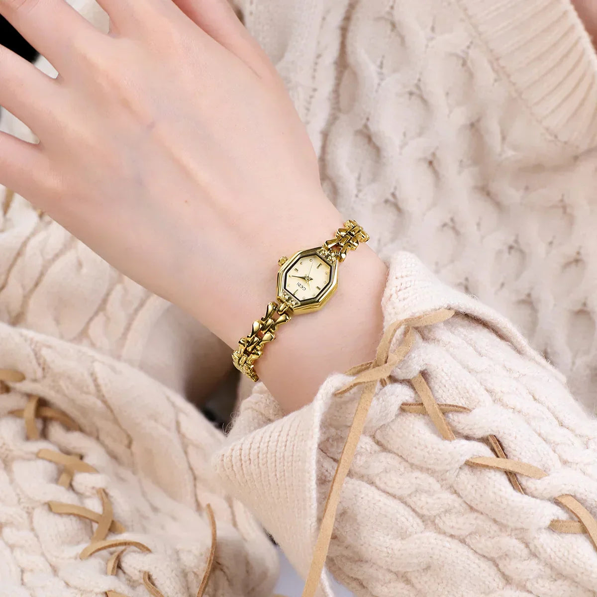 Ladies Watches are Exquisite Light Luxury Retro Metal Bracelets high-end Waterproof Women Fashion Quartz Wristwatches