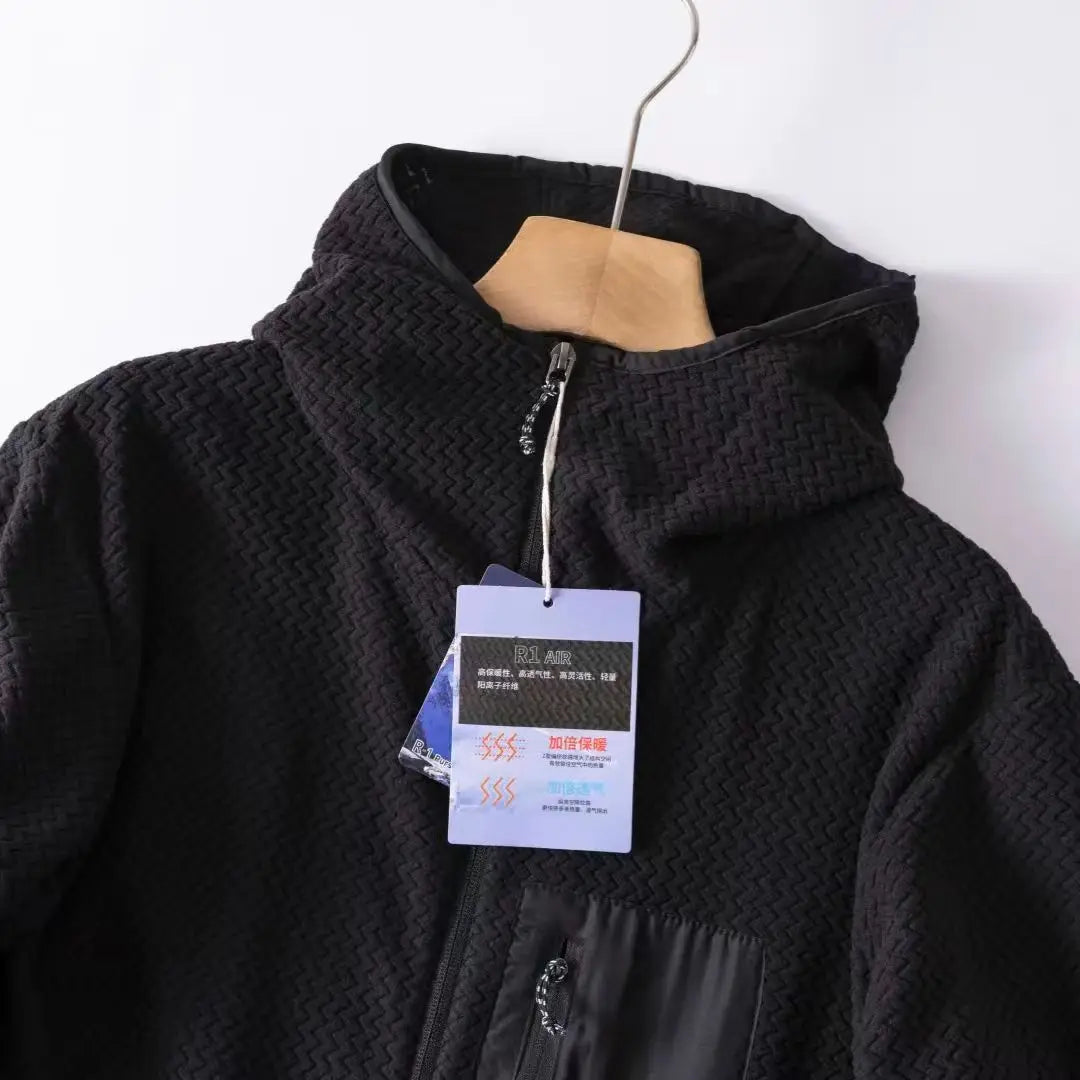 Wave Pattern Fleece Lined Hooded Zip-up Jacket/Sweatshirt: Warm & Outdoor-Ready  Ideal for Couples Hooded Sweatshirt