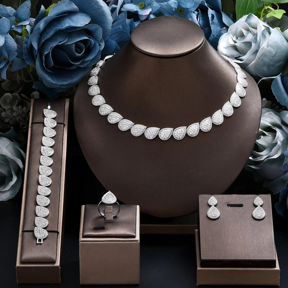 4 pieces of bride zirconia full set of women's party jewelry, luxury Dubai Nigeria CZ luxury crystal wedding necklace set
