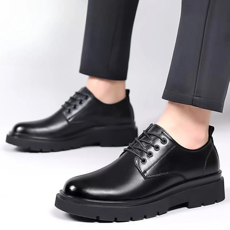 2026 Men's Leather Shoes Breathable Perforated Odor Free Business British Style Office Soft Sole Wear Resistant Casual Footwear