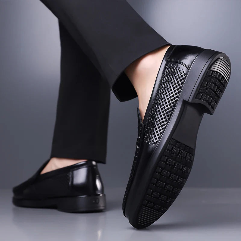 2026 Summer Mens Leather Loafers Slip on Casual Shoes Breathable Moccasins Comfortable Walking Office Flats Male Walking Shoes
