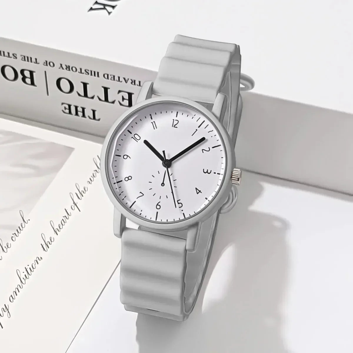 Fashion Jelly Color Women Watch Creative Wave Shaped Silicone Strap Quartz Wristwatch Girls Clock Gift Relogio Feminino Reloj
