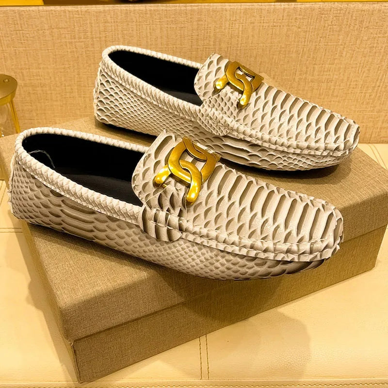 Plus Size 38~48 Mens Loafers Brand Corduroy Casual Leather Designer Vintage Slip-on Classic Men Driving Wedding Male Dress Shoes