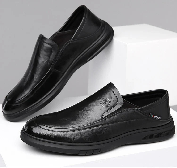 2026 Spring Business Casual Shoes for Men Solid Color New Designer Half Slippers Shoes Male Fashion Soft Sole Leather Shoe Man