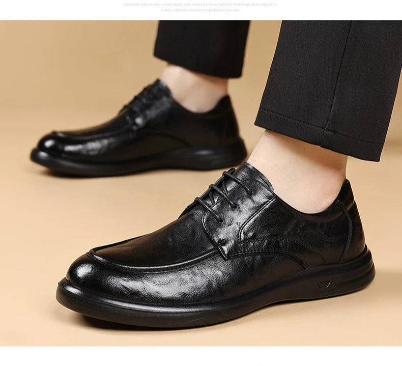 Spring Autumn New Business Casual Shoes for Men Solid Color Fashion Wedding Shoes Male Soft Sole Lace Designer Loafers Man