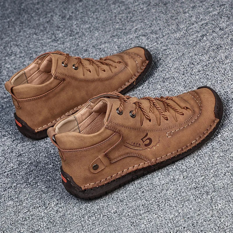 2025 New Men's Handmade Leather Loafers Boots Fashion Ethnic Style Casual Shoes Comfortable Lightweight Breathable Mens Boots