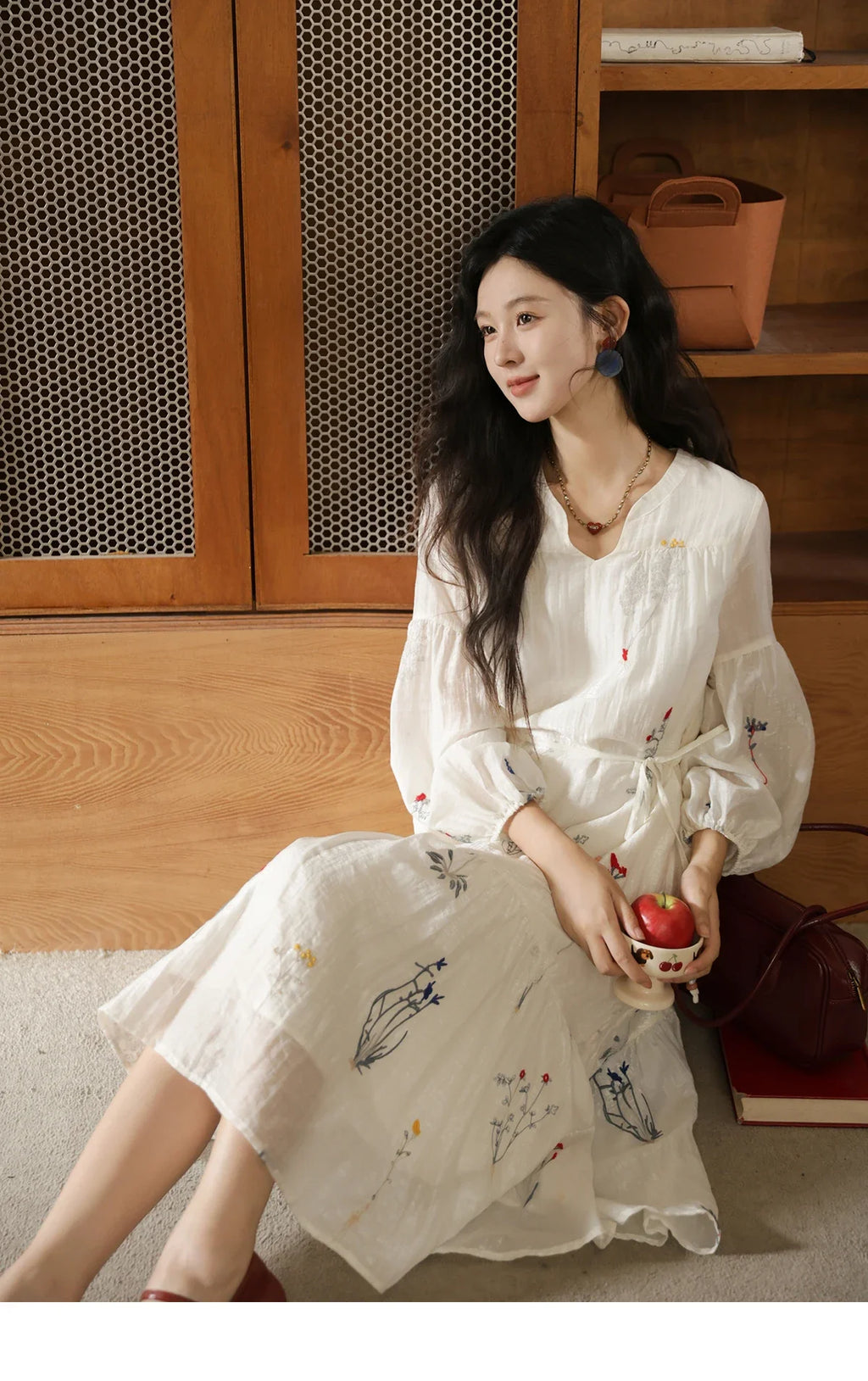 Beige Flower Embroidered Dress for Women 2025 Autumn Curved Collar Lantern Sleeves Tied Waist Long Dresses MXE41L2487