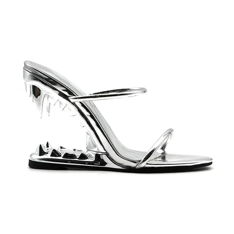 Big Gold Chain Peep Toe Tiger Teeth Heel Sandals 2024 New Fashion Silvery Beach Party Outdoors Women's Slippers Size 35-43