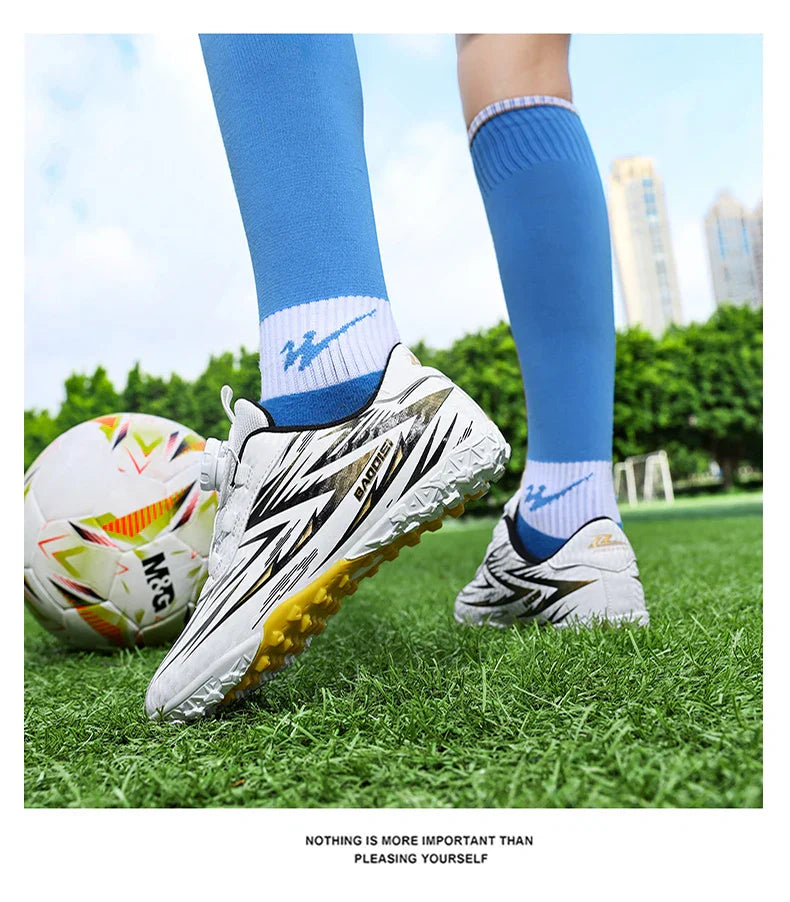 Kids Soccer Cleats Boys Football Boots Children Training Shoes Youth Ultralight Non-slip Sports Sneakers Breathable Comfortable