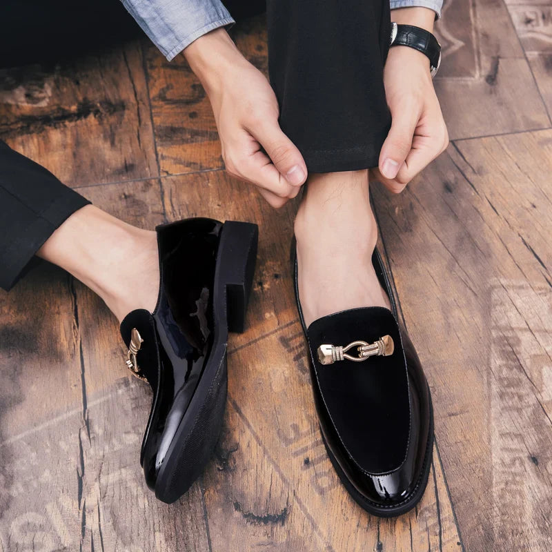 Lightweight Metal Trim Retro British Style Small Leather Shoes Pointed Leather Matching Color Slip-On Loafers for Men
