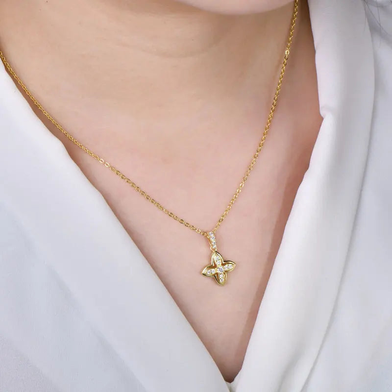 Luxury Shiny Four-Leaf Flower Pendant Necklace Certified Moissanite Diamond Necklace for Women 14k Gold Filled Jewelry