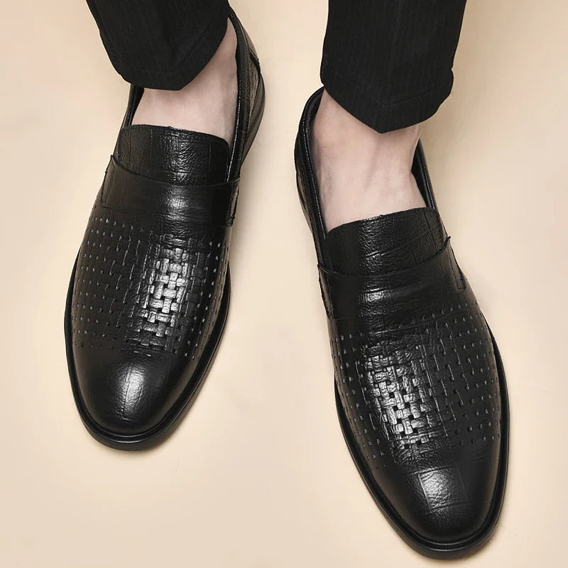 Italian Mens Casual Leather Outdoor Shoes Breathable Casual Hollow Out Men's Soft Bottom Shoes Comfy Flat Designer Walking Shoes