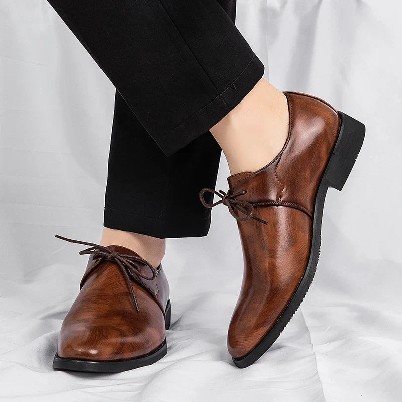 New Men's Solid-Color Belt Casual Shoe Are Comfortable And Classic Business Office Fair Dress Shoe Are Fashionable Wedding Shoes