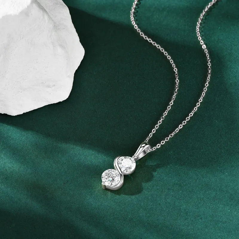 Round Cut Moissanite Twisted Pendant Necklaces for Women 925 Sterling Silver Jewelry Chains Wedding Gifts with Certifie