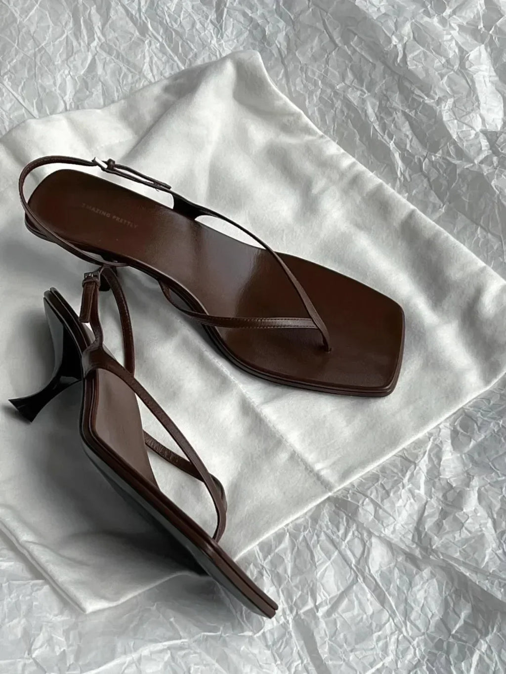 Retro Square Toe Clip Toe Sandals Kitten Heel Back Strap Brown Solid Concise French Style Sexy Fashion Women Shoes Summer Casual