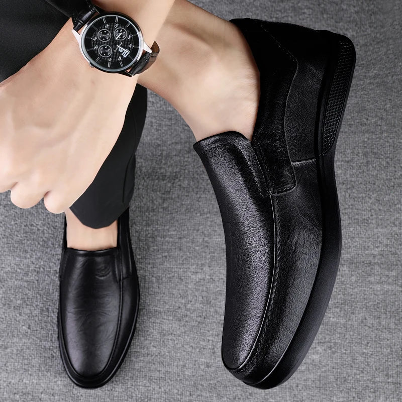 CLOHOO Men's Genuine Leather Loafers Outdoor Handmade Casual Slip On Shoes Comfortable Breathable Work Office Driving Sneakers