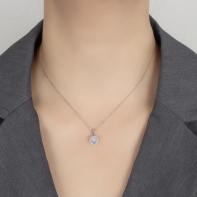1CT Heart Cut Moissanite Necklace for Women S925 Pure Silver Sparkling Diamond Pendant Fashion Jewelry Party Gift
