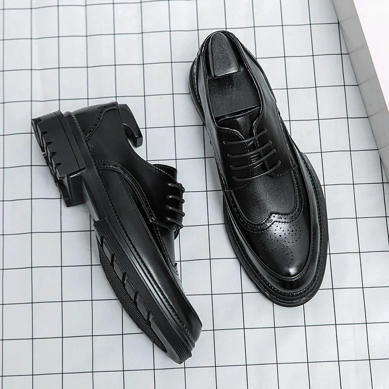 New leather shoes for young men British Brock formal business increase casual black wedding groom lace-up men's shoes
