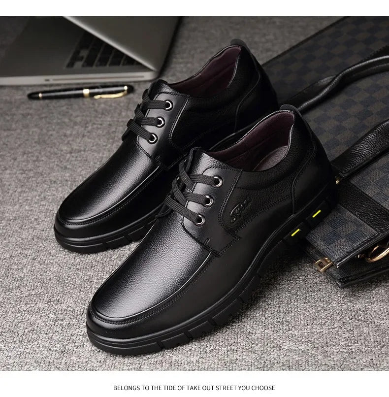 Men PU leather Casual Shoes Soft Sole Lace-up Luxury Brand Middle-aged Old Man Dad Lightweight Loafers Shoes  Zapatillas