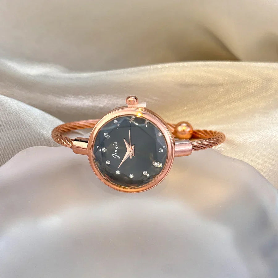 New Gradient Fresh Style Starry Sky Sunset Color Ladies Watch Student Fashion Bracelet Open Quartz Wristwatch