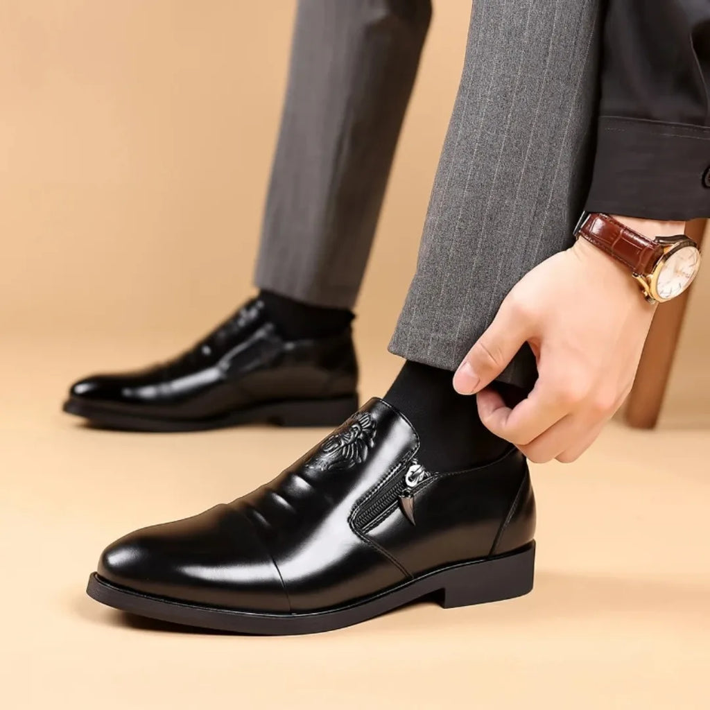 Luxury men's formal shoes, designer business shoes, high-quality men's loafers, vintage men's shoes, fashionable leather shoes