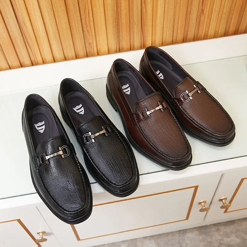 New Loafers for Men Genuine Leather Men's Shoes Elegant Gentleman Handmade Shoes Simple Metal horse buckle