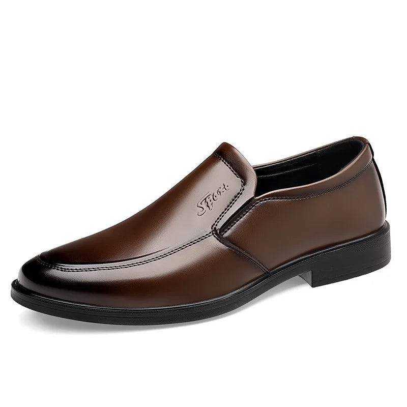 New Designer Soft Leather Shoes for Men Solid Color Fashion Business Casual Shoes Male Spring Autumn New Dress Shoe Man