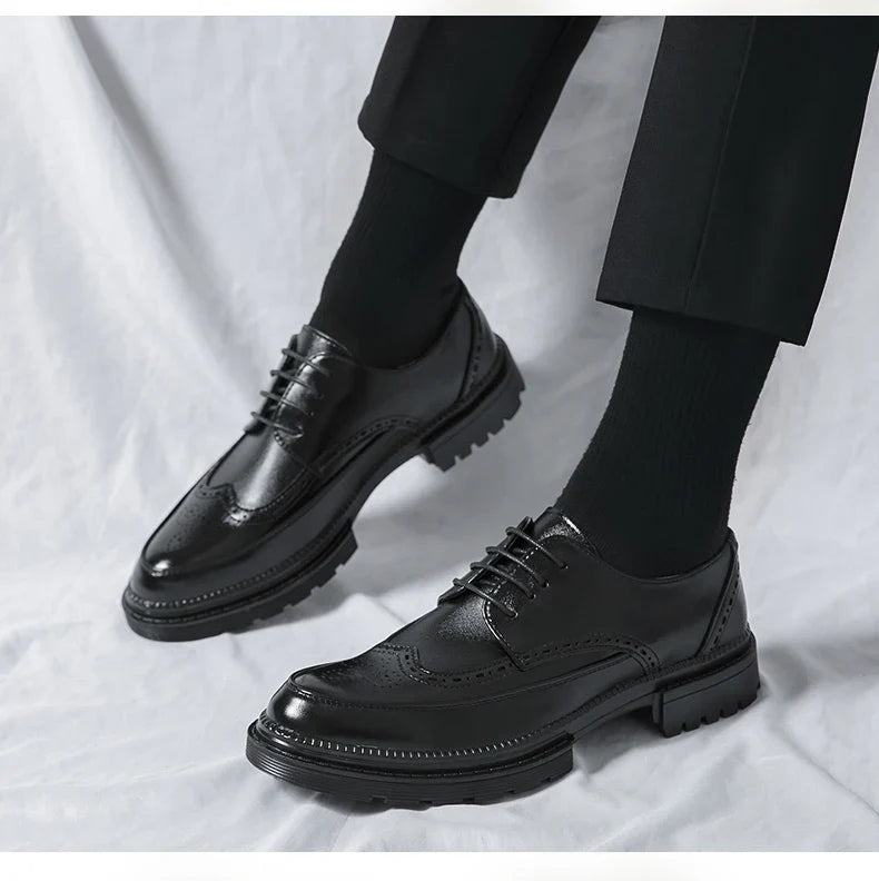 New leather shoes for young men British Brock formal business increase casual black wedding groom lace-up men's shoes