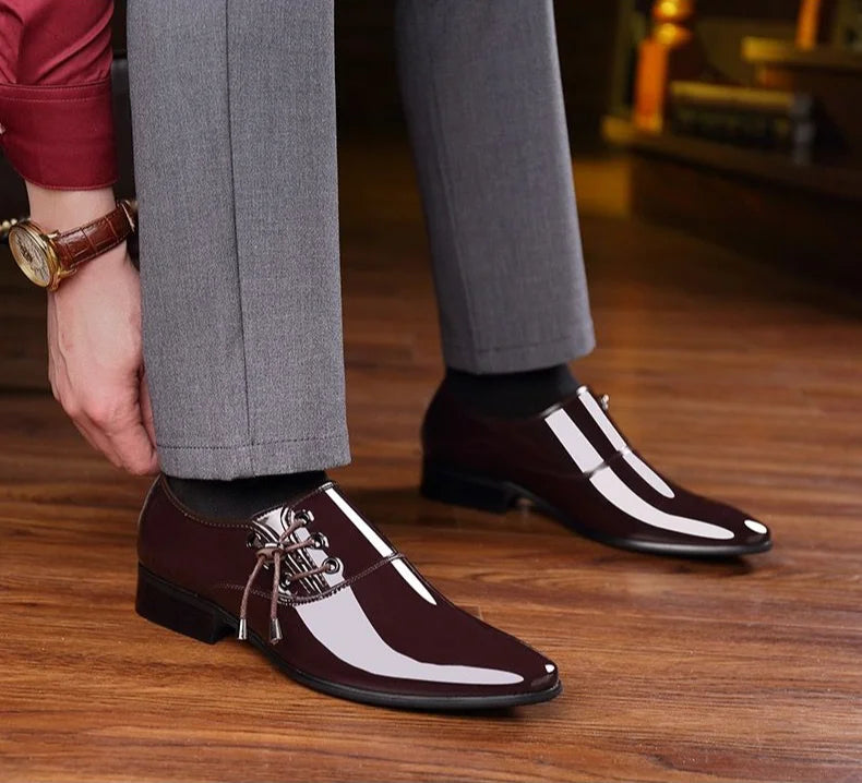 Men's Formal Shoes Patent Leather Pointed Toe Social Shoe Male Bright Upper Spring Autumn 2025 Style High Quality Fashion 39 New