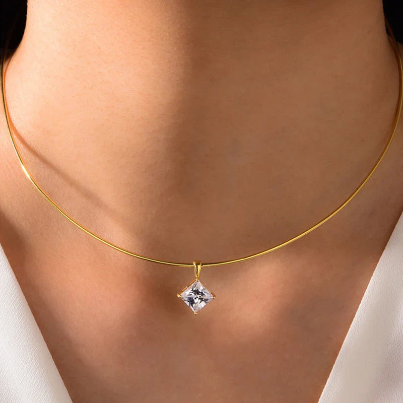 2/3Carat Oval Cut Moissanite Pendant Necklace Plated 18K Gold Lab Diamond 100% S925 Silver Choker for Women Jewelry Gifts