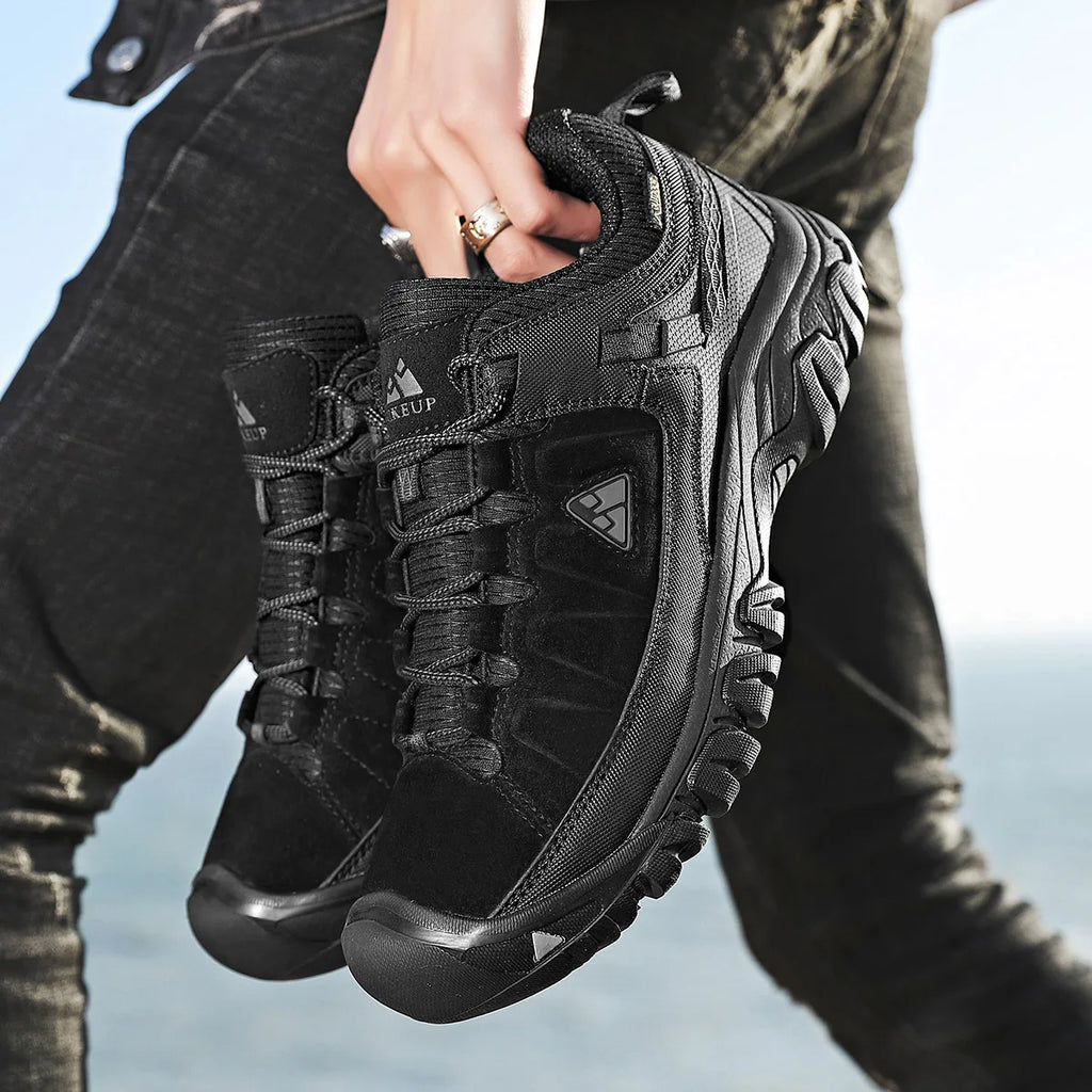High Quality Men Hiking Shoes Durable Leather Climbing Shoes Outdoor Walking Sneakers Rubber Sole Factory Outlet