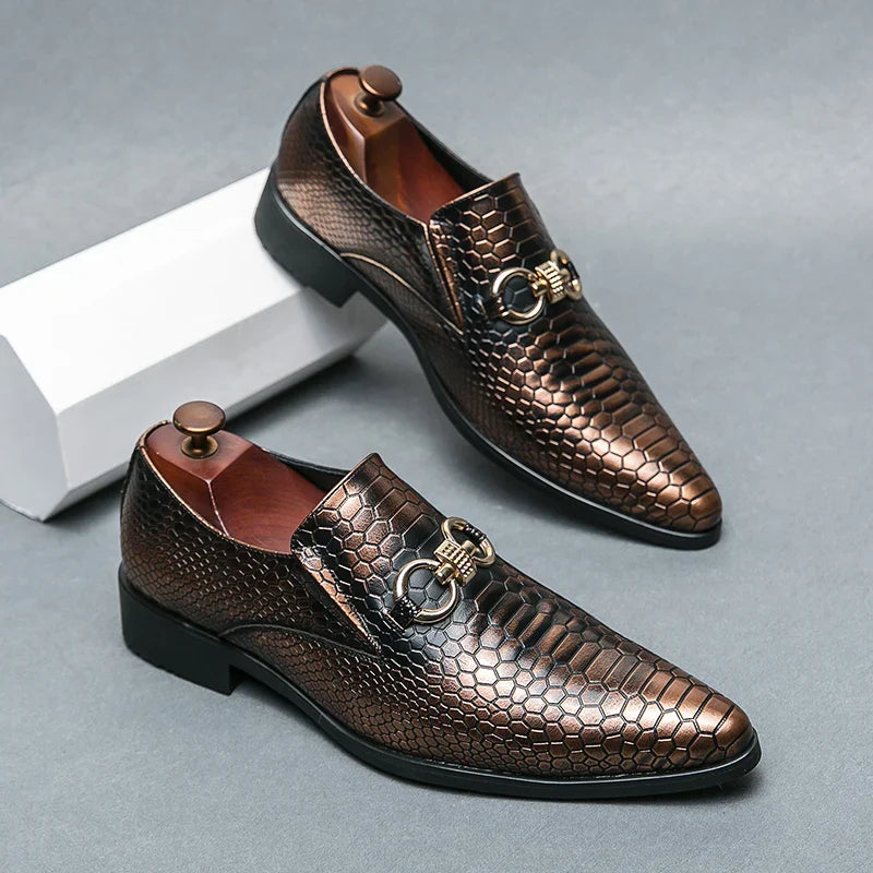 Retro Bronze Loafers Non-Slip Men Shoes Pointed Toe Dress Leather Shoes Luxury Brand Social Dress Shoe Male Comfortable for Men