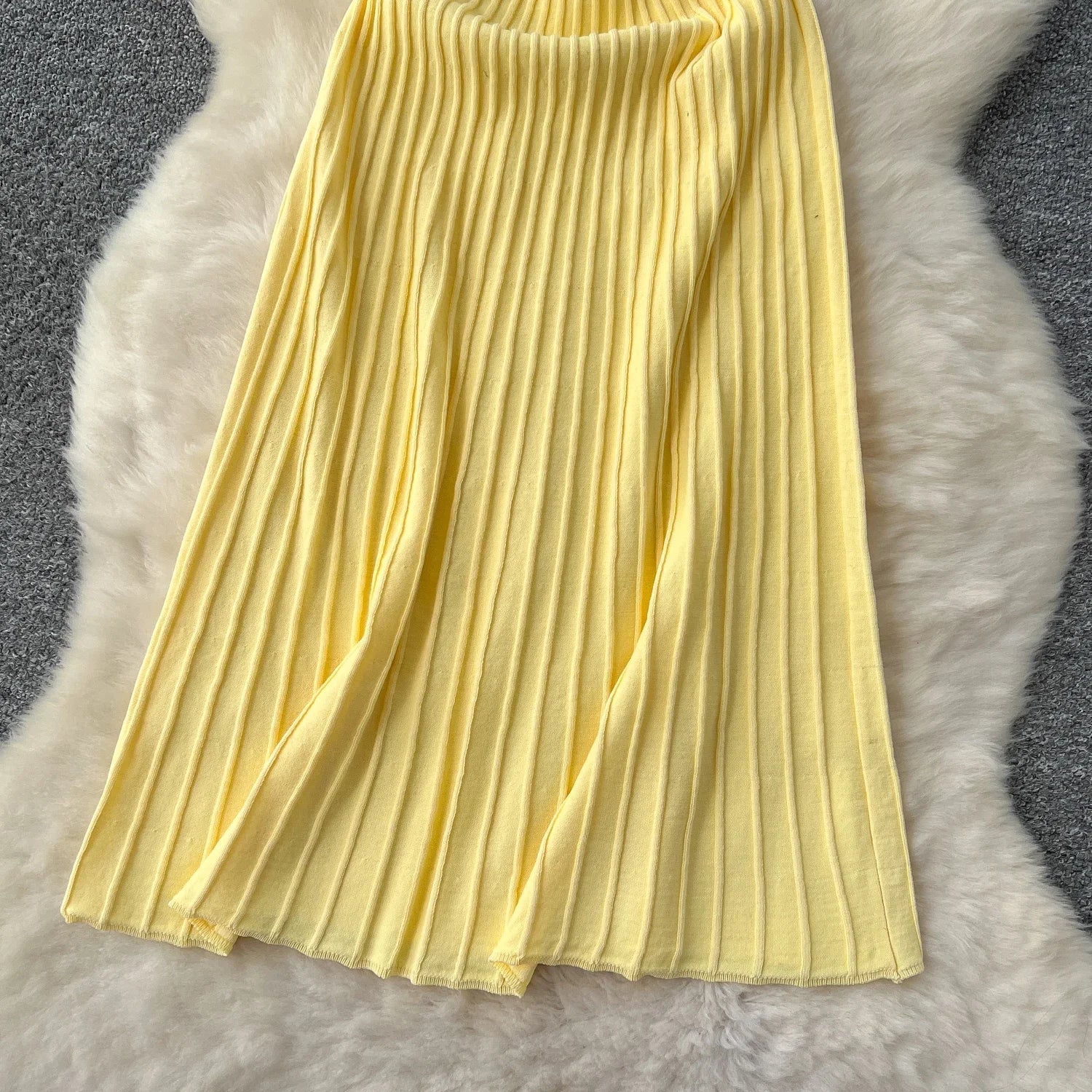 Knitted Pleated Long Dress High Waist Midi Sling Dress Elegant Sleeveless Yellow Dress Women Streetwear Black Bodycon Dress