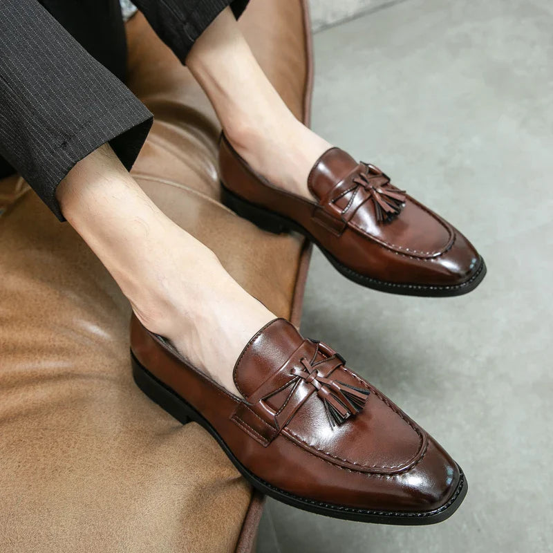 Mens Luxury Tassel Flats Leather Casual Office Designer Brogue Loafers Moccasin Wedding Oxford Footwear Dress Shoes for Men 2022