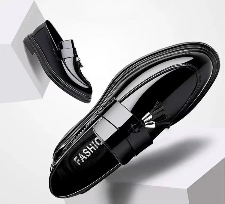 Black Social Shoe for Men Casual Business Patent Leather Bright Upper Dress Shoes Man New Low Price 39 Suit Cheap Liquidation